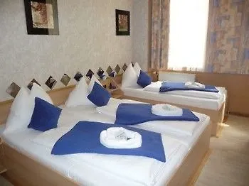 Szálloda Franzenshof Bécs